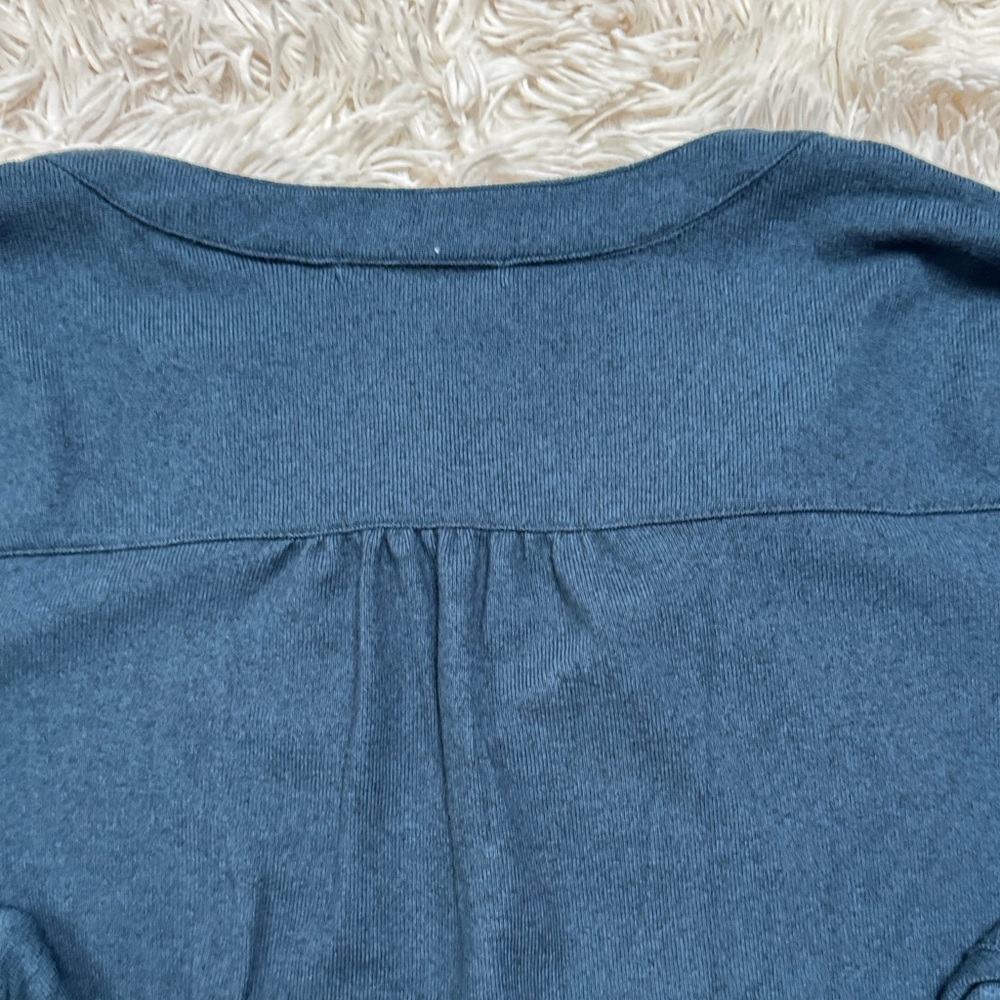 🎉HP🎉 Notations 3/4 Tab Sleeve Top with Pleated Detail 💗 Teal - Picture 9 of 16
